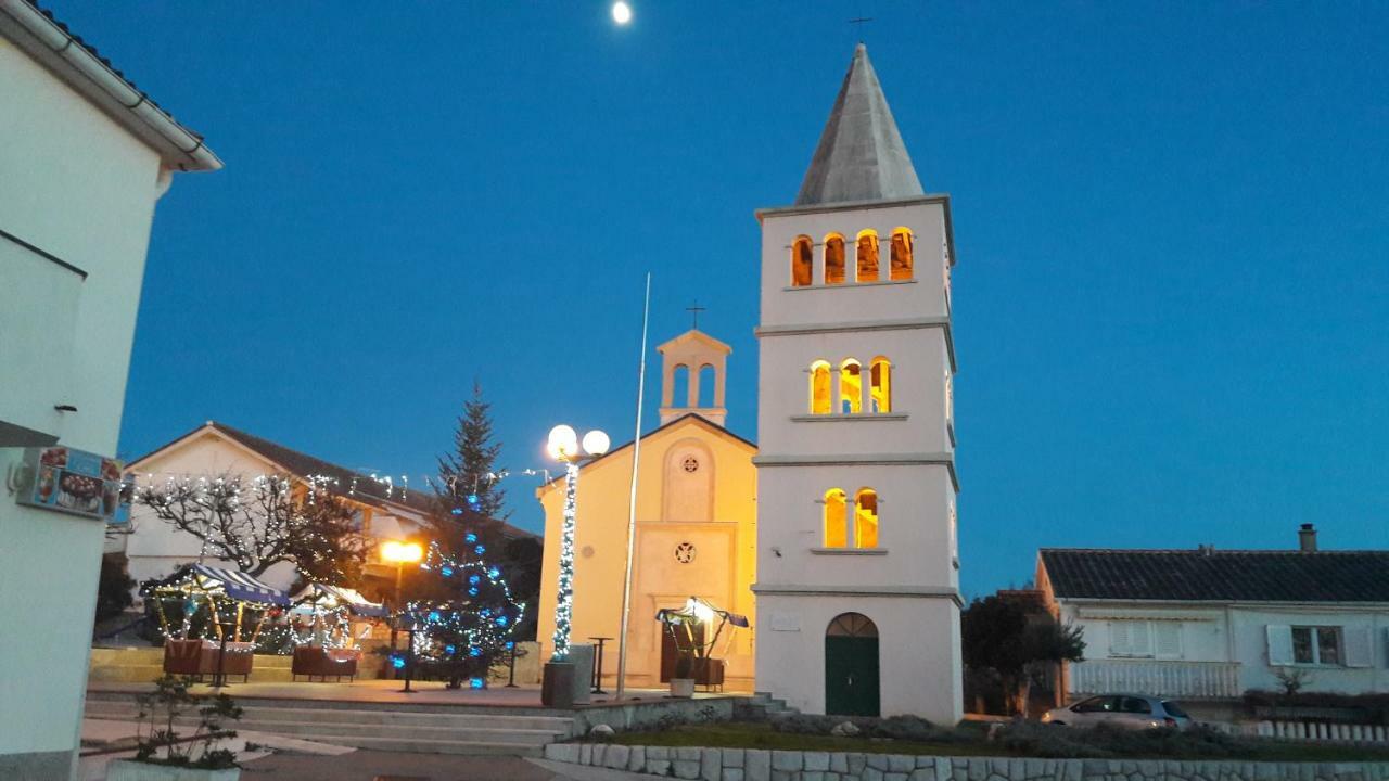 Marina & Luka Apartamento Povljana Exterior foto