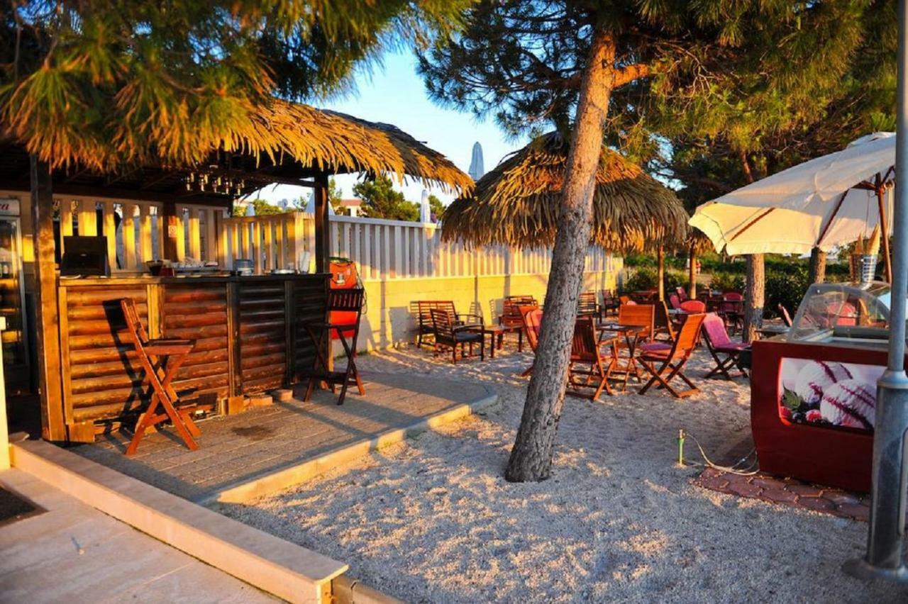 Marina & Luka Apartamento Povljana Exterior foto